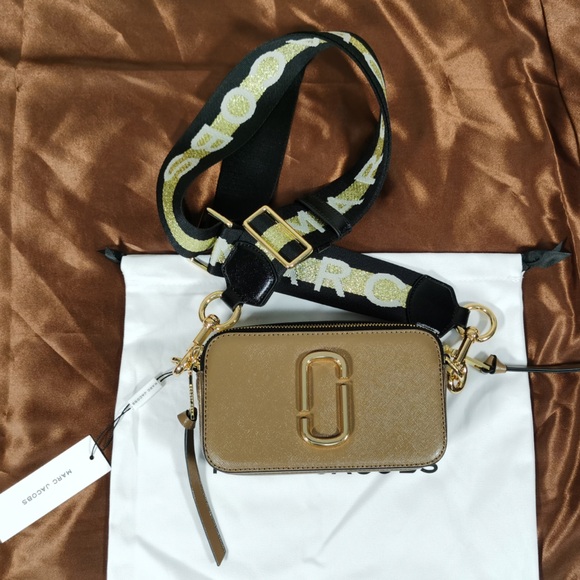 Marc Jacobs Handbags - The Marc Jacobs Snapshot Crossbody bag  gray